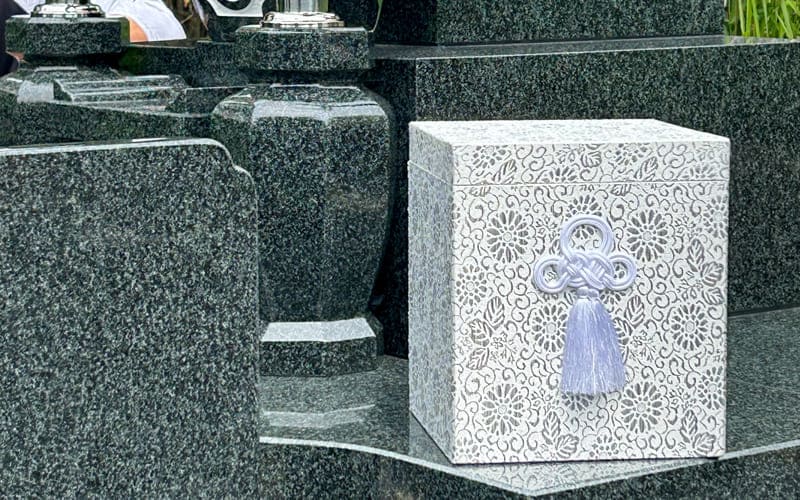 納骨・墓地のご案内